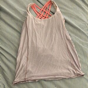 Lululemon lavender athletic tank with built in bra